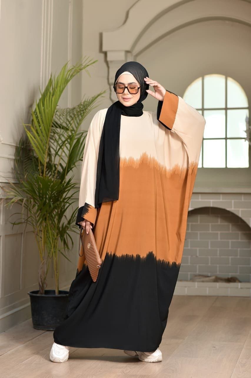 عباية مناسبات مطرزة